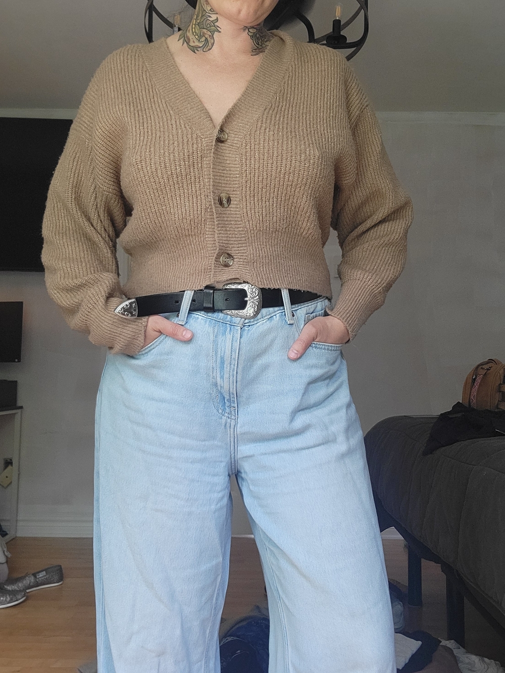 Cozy Cropped Knit Cardigan in Camel